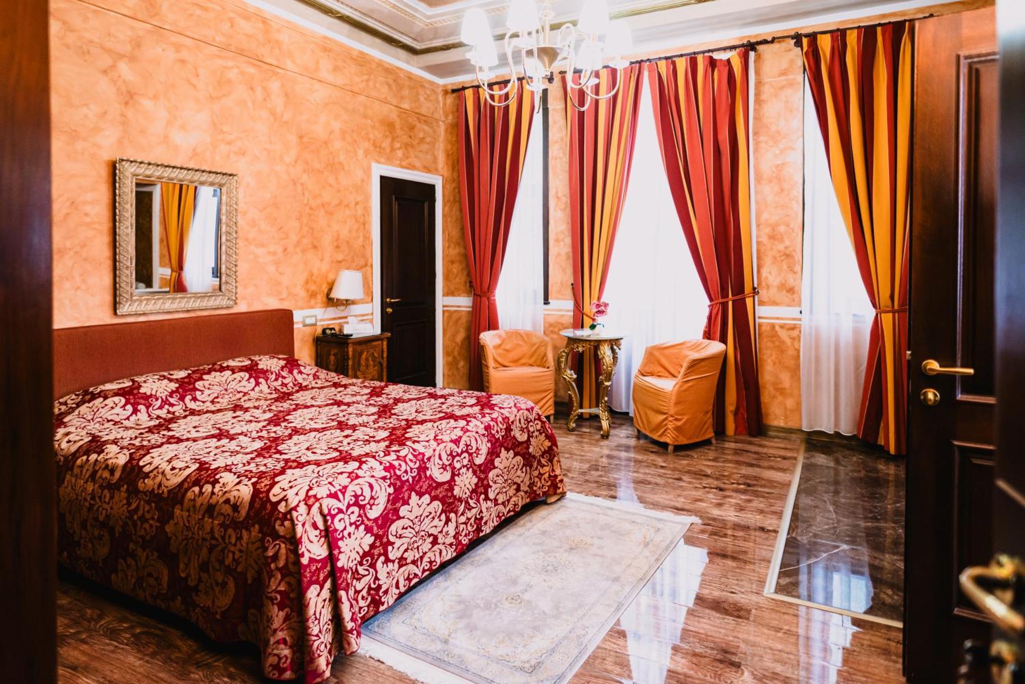 Vigo Hotel Ploieşti Exteriér fotografie